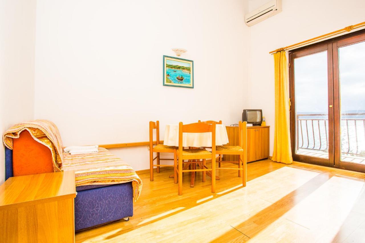 Apartmani Pava Omiš Εξωτερικό φωτογραφία