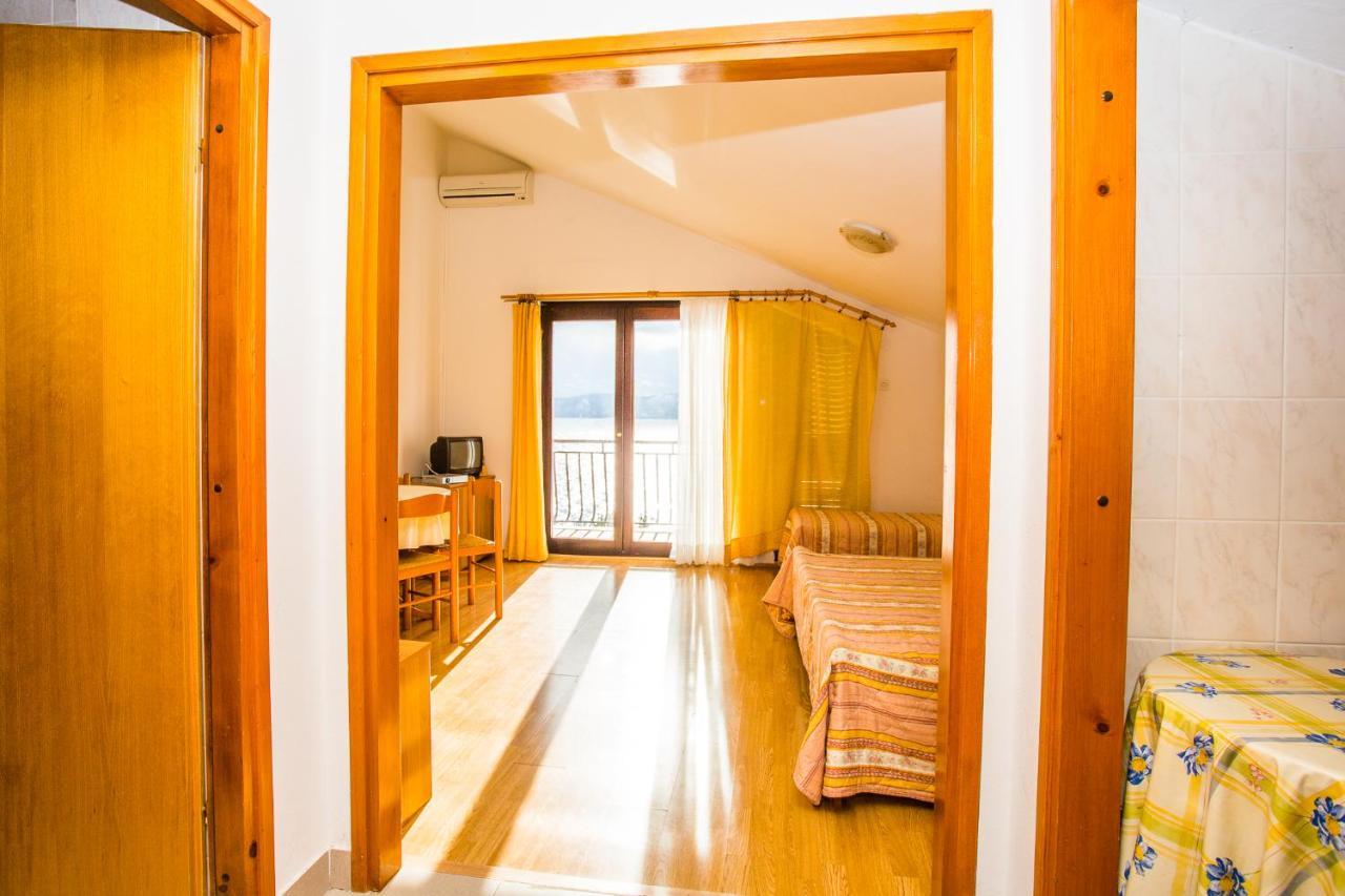 Apartmani Pava Omiš Εξωτερικό φωτογραφία