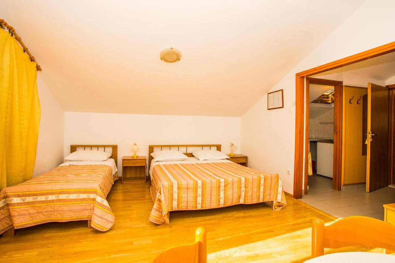 Apartmani Pava Omiš Εξωτερικό φωτογραφία