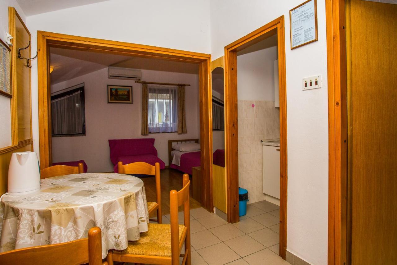 Apartmani Pava Omiš Εξωτερικό φωτογραφία