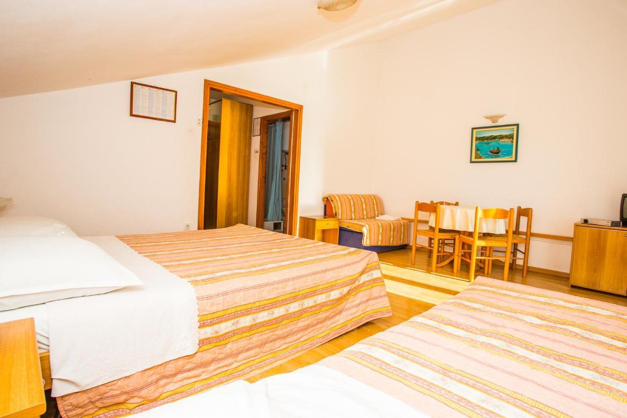 Apartmani Pava Omiš Εξωτερικό φωτογραφία